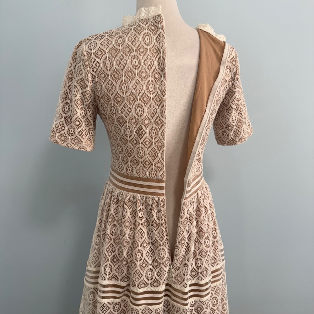 Baltic Born Windsor Lace Tiered Midi Dress‎ Ivory Size M - Picture 6 of 11